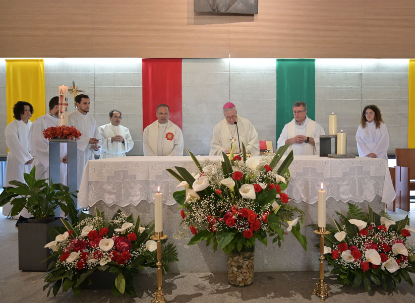 Sacramento Do Crisma Na Par Quia De Resende Diocese De Lamego