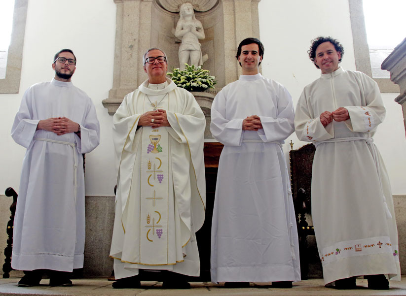 O centro é Cristo